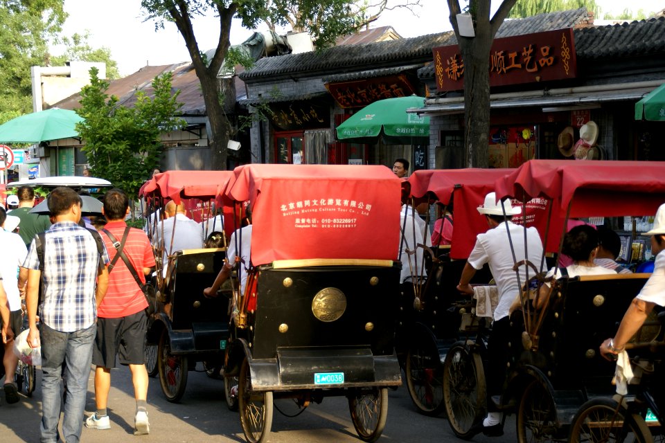 2014.08.17.170558_Rickshaws_Qianhan_Xijie_Beijing