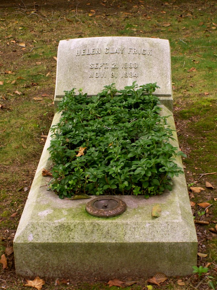 2014-09-05-Homewood-Cemetery-Helen-Clay-Frick-01