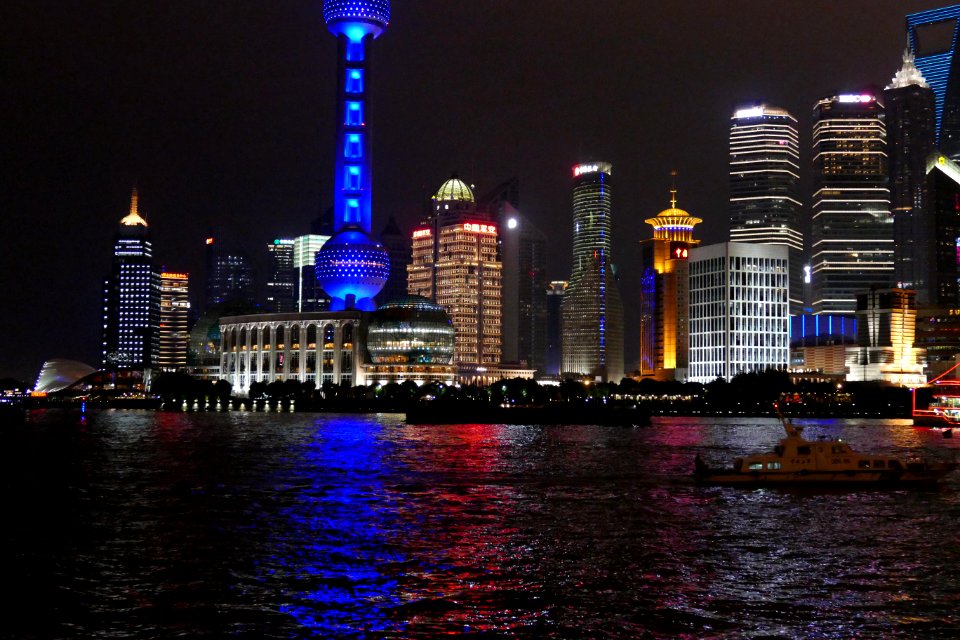 2014.11.15.190911_View_Night_Pudong_Bund_Shanghai
