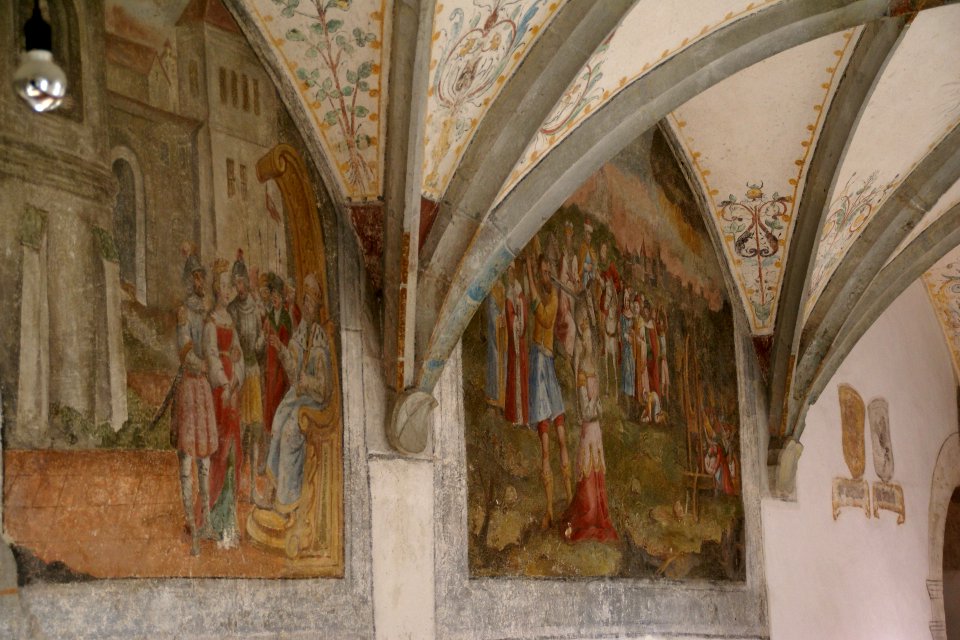 2014.07.19.183747_Frescoes_cloister_Kloster_Heiligkreuztal