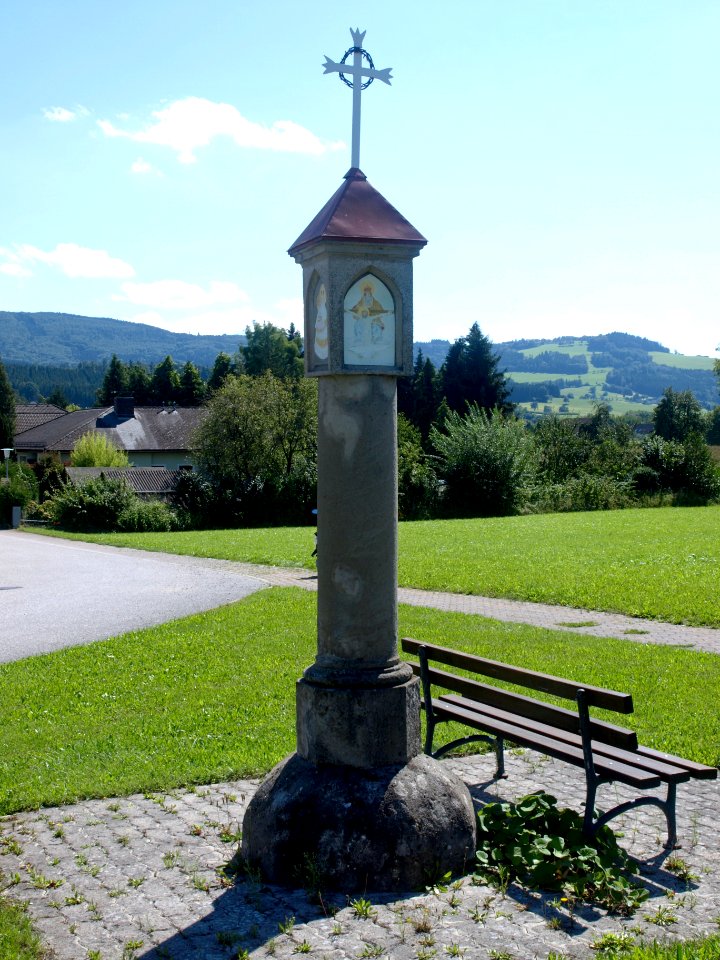 2014.08.28_-_Steinakirchen_am_Forst_-_Bildstock_Weißes_Kreuz_-_03