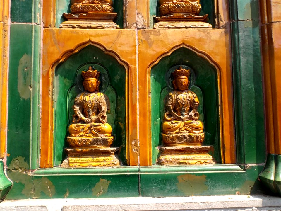 2014.08.27.130535_Zhihui_Hai_Summer_Palace_Beijing