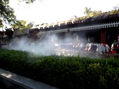 2014.09.04.155253_Bar_spray_Qianhai_Beiyan_Beijing