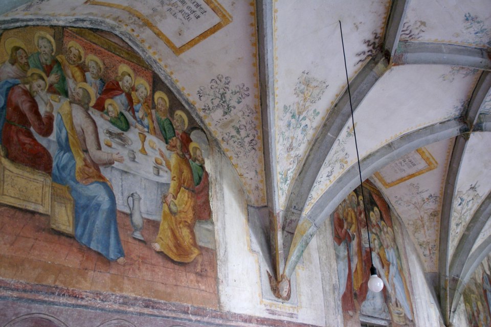 2014.07.19.183322_Frescoes_cloister_Kloster_Heiligkreuztal