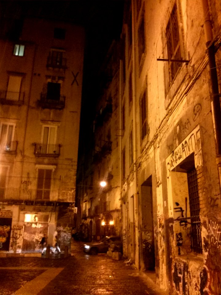 2015_Napoli_Largo_night