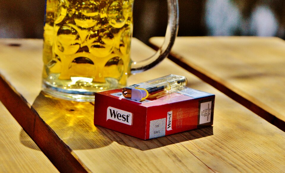 Lighter thirst glass mug