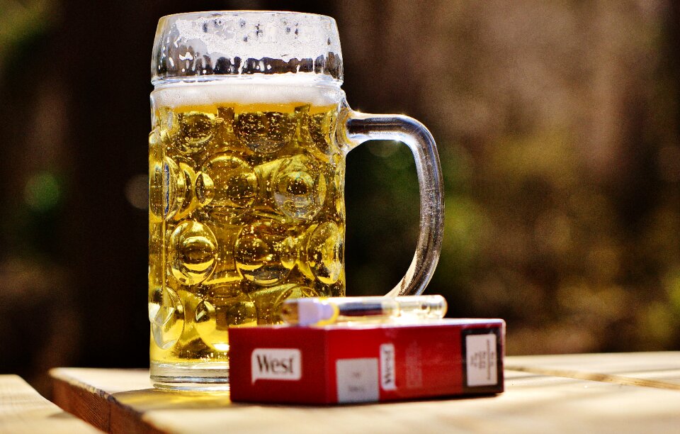 Lighter thirst glass mug
