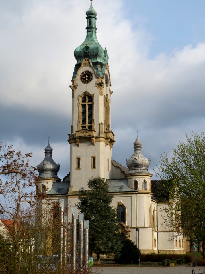 20150404Brunnen_Pestalozzischule1