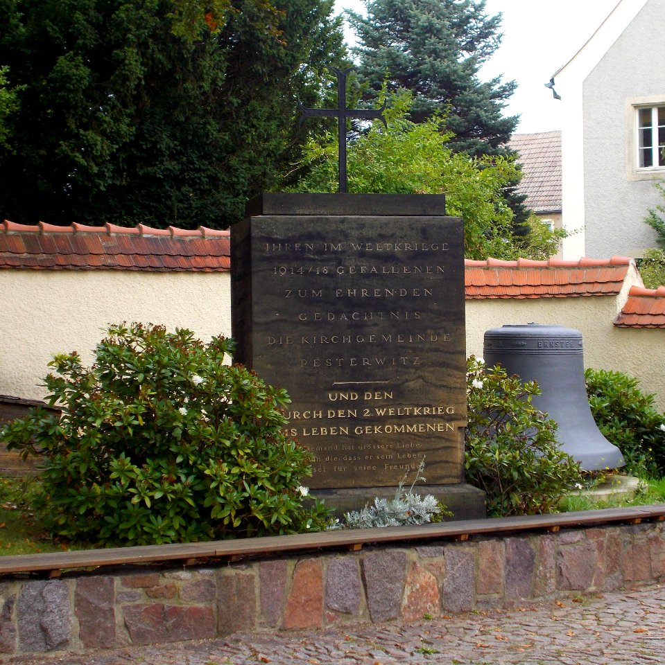 2015_Pesterwitz_Gedenkstätte_erster_und_zweiter_Weltkrieg