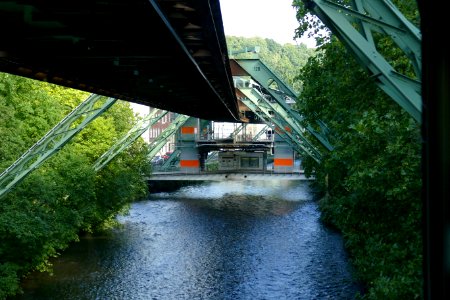 2015.09.26.103401_Haltestelle_Varresbecker_Straße_Schwebebahn_Wuppertal