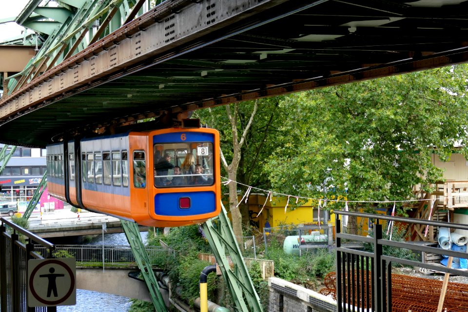 2015.09.26.124322_Schwebebahn_Wuppertal-Elberfeld