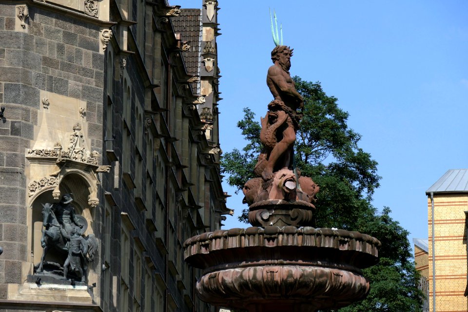 2015.09.26.115941_Neptun_Rathaus_Wuppertal-Elberfeld
