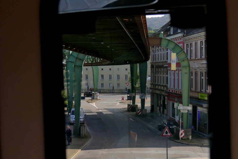 2015.09.26.103224_Schwebebahn_Sonnborner_Straße_Wuppertal