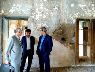 2015-06-28_Muzaffari,Governor_of_Nishapur_visiting_Qurayshi_old_mansion