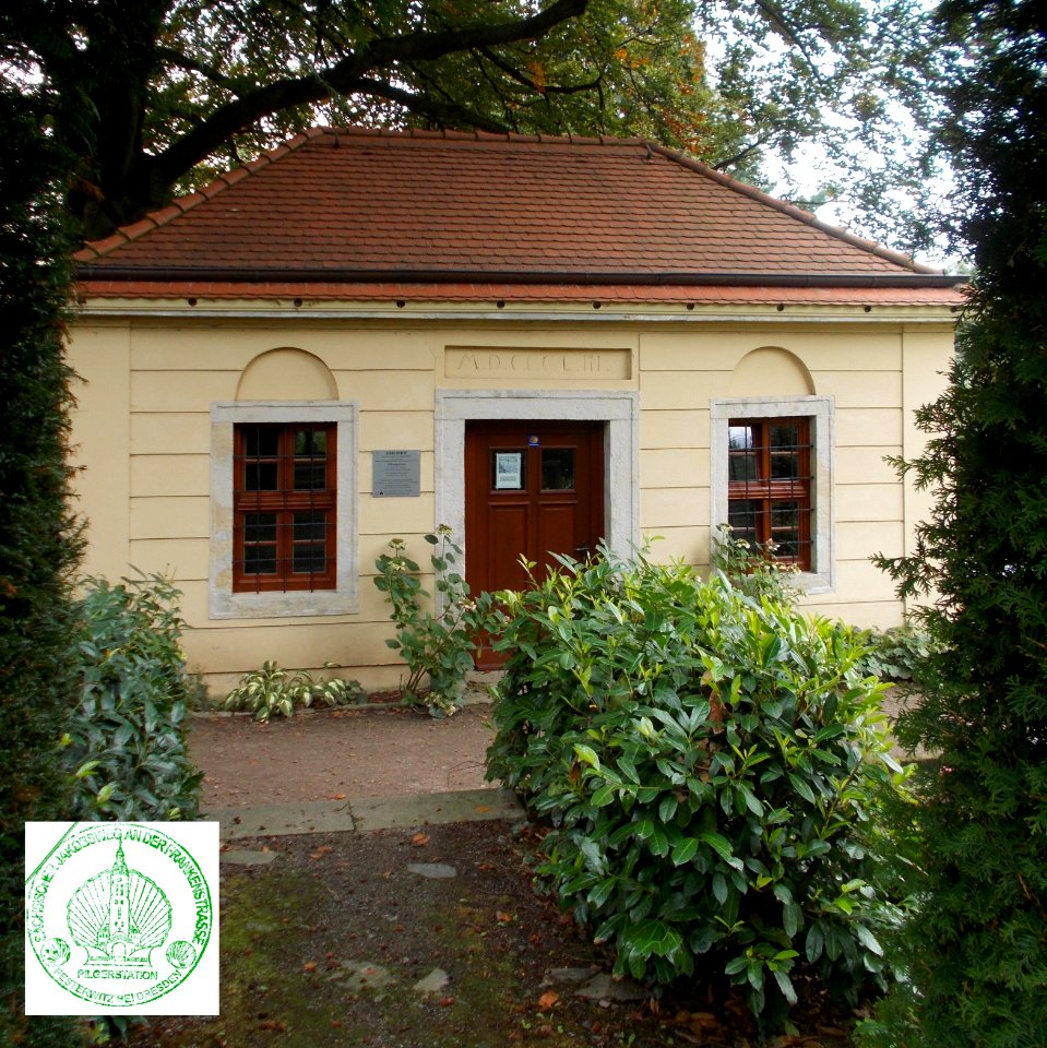 2015_Pesterwitz_Pilgerstation_Jakobsweg_auf_dem_Friedhof