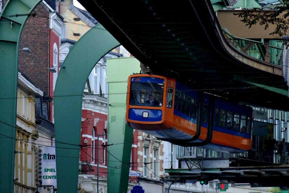 2015.09.26.095722_Schwebebahn_Wuppertal-Vohwinkel