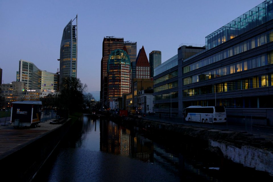 2015.03.03.183734_Dusk_Zwarteweg_Den_Haag_NL