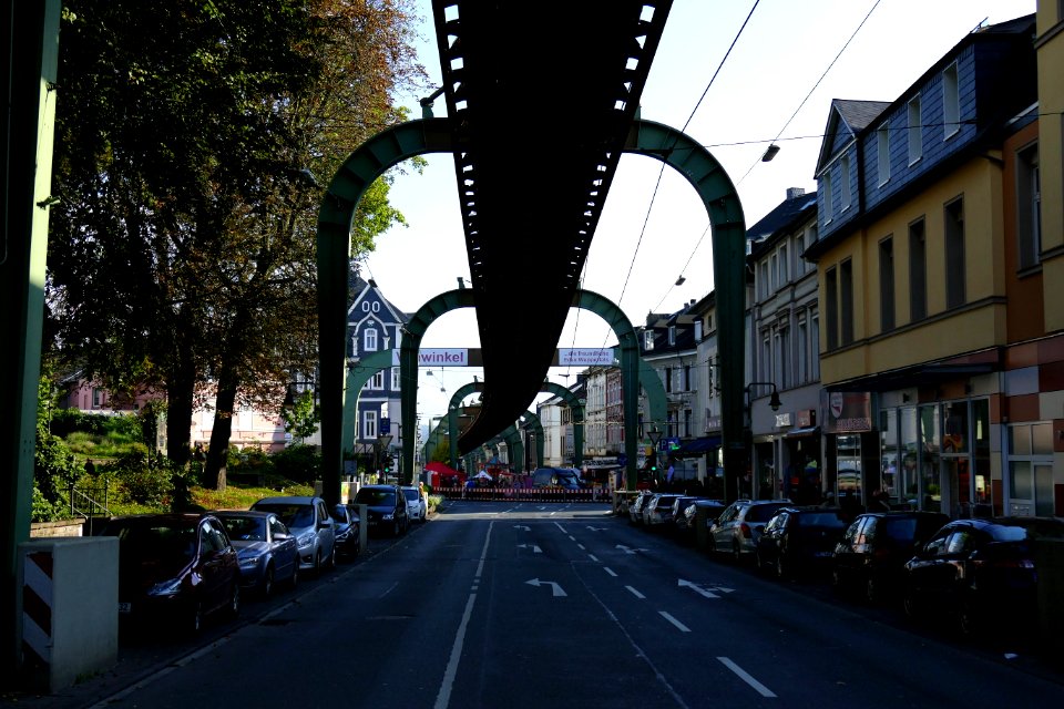 2015.09.26.100501_Schwebebahn_Wuppertal-Vohwinkel
