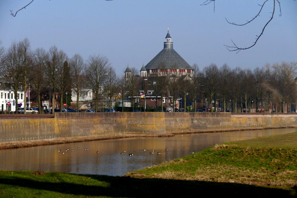 2015.02.16.134004_Sint-Catharinakerk_Dommel_'s-Hertogenbosch