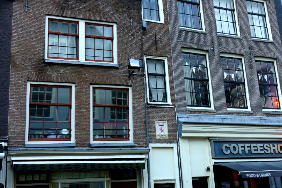 2015.11.25.102313_One-window-wide_house_Haarlemmerstraat_Amsterdam