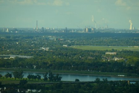 2015.09.26.153258_Aussicht_Landung_Air_Berlin_Rheinturm_Düsseldorf
