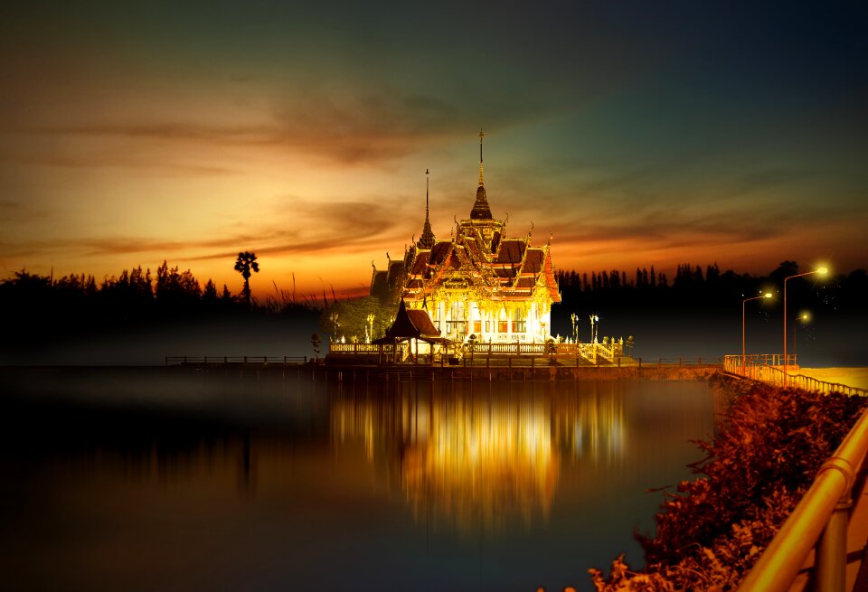 Attraction bangkok buddhism