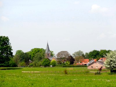 20150522_Zicht_op_Almens_kerkje