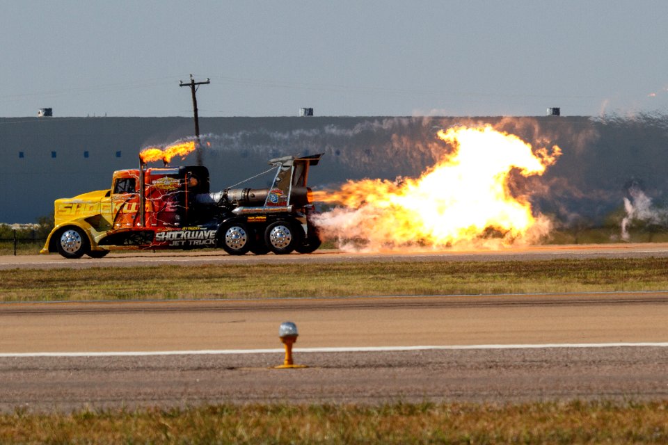 20141025_Shockwave_Truck_Alliance_Air_Show_2014-11