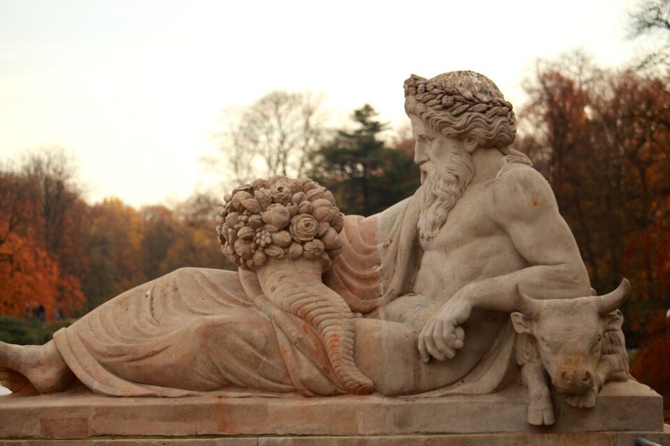 Figure stone figure artwork