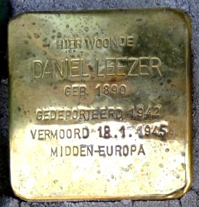 20141106_Stolpersteine_Sluiskade_124_Musselkanaal_(detail1)