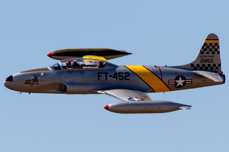 20141025_T-33_Shooting_Star_Alliance_Air_Show_2014-2