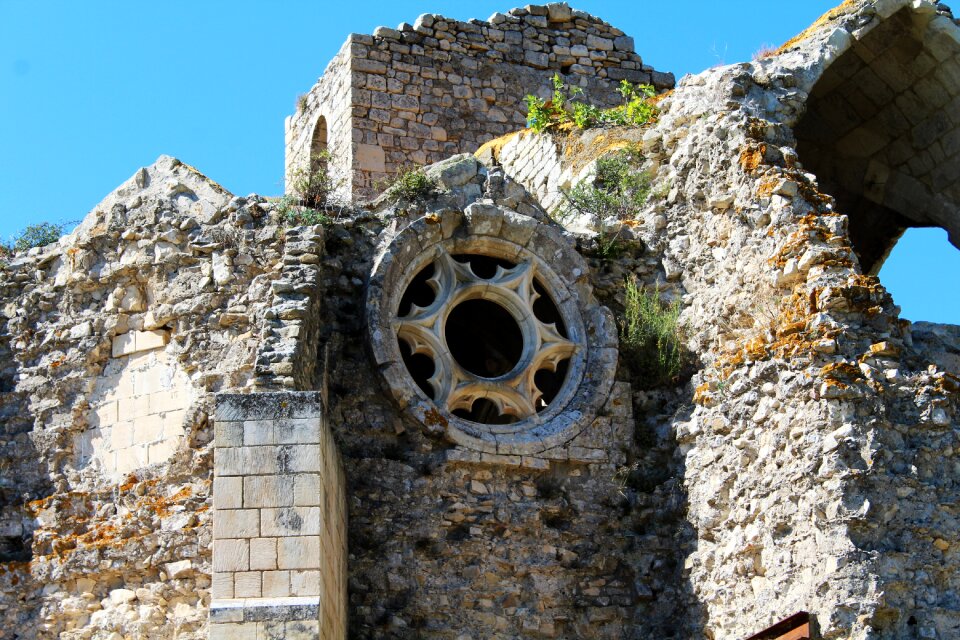 Church cathar church ruin