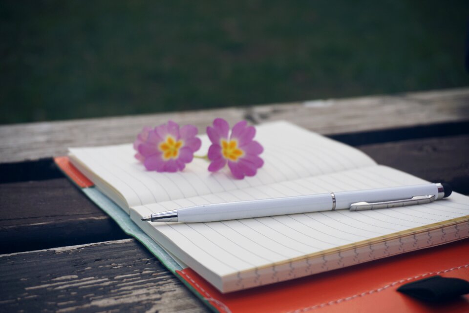 Pen wooden notepad