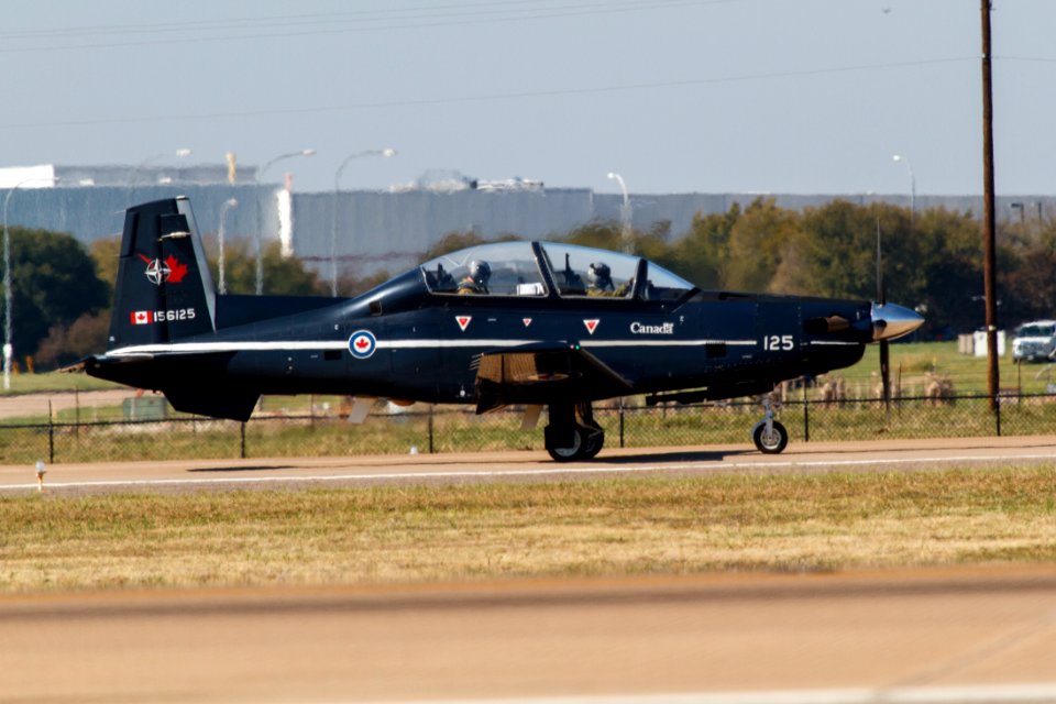 20141026_RCAF_CT-156_Alliance_Air_Show_2014-2