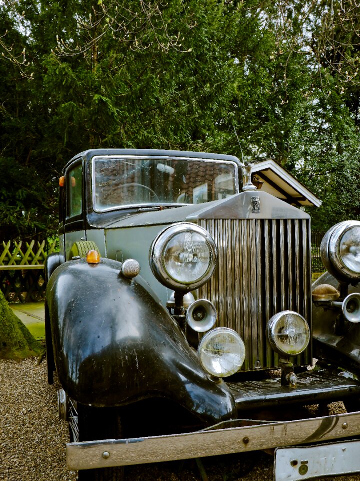 Figure automotive metal