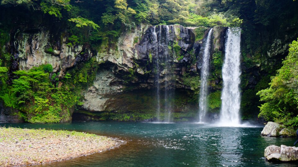Cheonjeyeon jejuisland cheonjiyeon waterfall cheonjiyeon waterfall