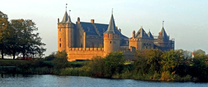 20141028_Muiderslot_vanuit_het_zuidoosten_gezien
