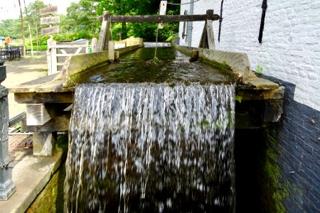 20140822_De_witte_watermolen2_Park_Sonsbeek_Arnhem photo