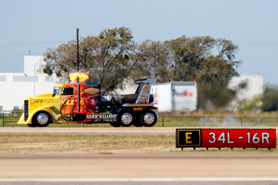 20141026_Shockwave_Truck_Alliance_Air_Show_2014-4