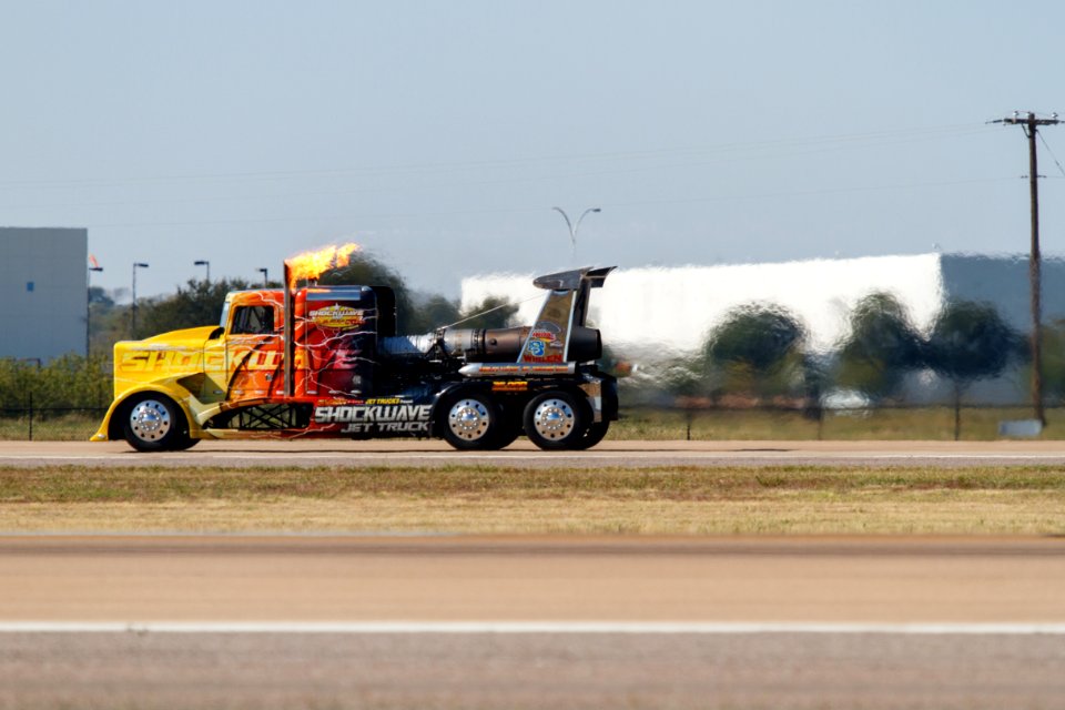20141026_Shockwave_Truck_Alliance_Air_Show_2014-5
