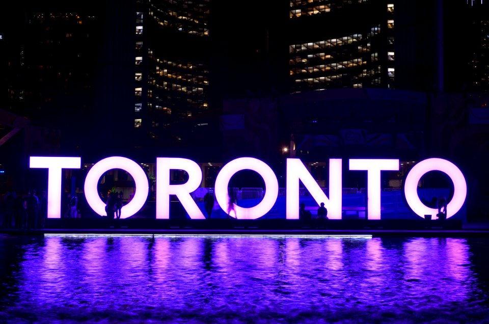 3DTORONTOSignNathanPhillipsSquare2