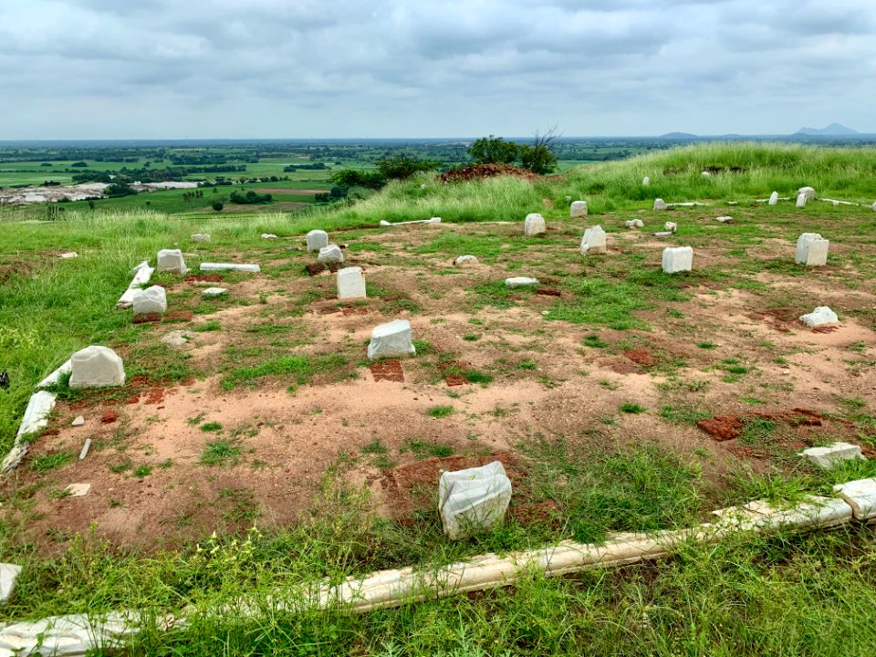 3rd_century_BCE_to_4th_century_CE_Buddhist_monastery_and_artwork,_Phanigiri_Telangana_India_-_15
