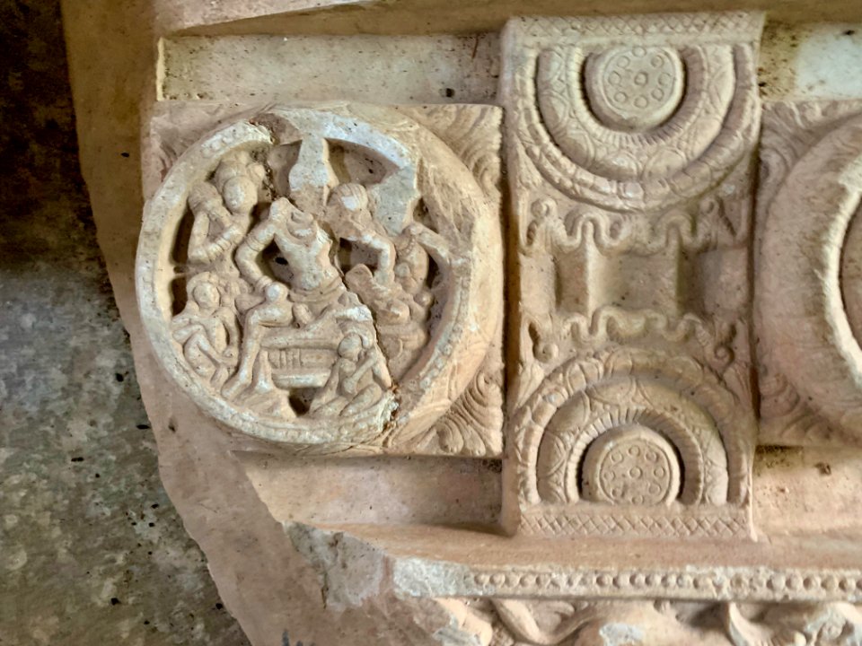 3rd_century_BCE_to_4th_century_CE_Buddhist_monastery_and_artwork,_Phanigiri_Telangana_India_-_107