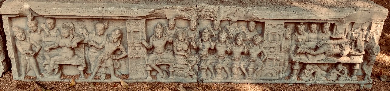 3rd_century_BCE_to_7th_century_CE_Sannathi_Sannati_Sonti_ancient_city_archaeological_site,_Karnataka_India_-_35