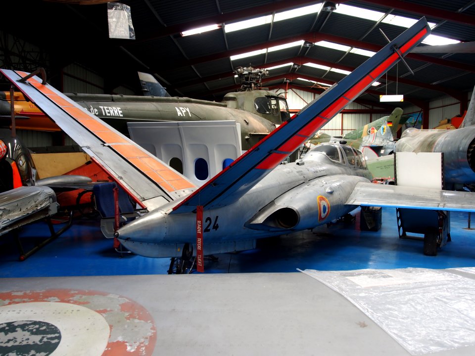 3KB_Fouga_CM170_Magister_Musée_de_l'Epopée_de_l'Industrie_et_de_l'Aéronautique,_pic2