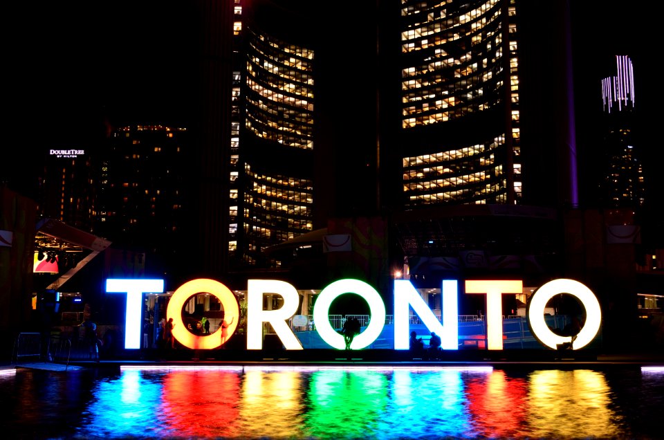 3DTORONTOSignNathanPhillipsSquare12