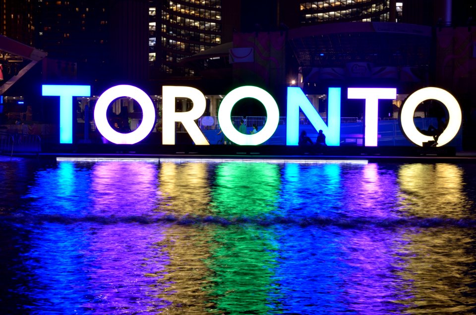 3DTORONTOSignNathanPhillipsSquare13