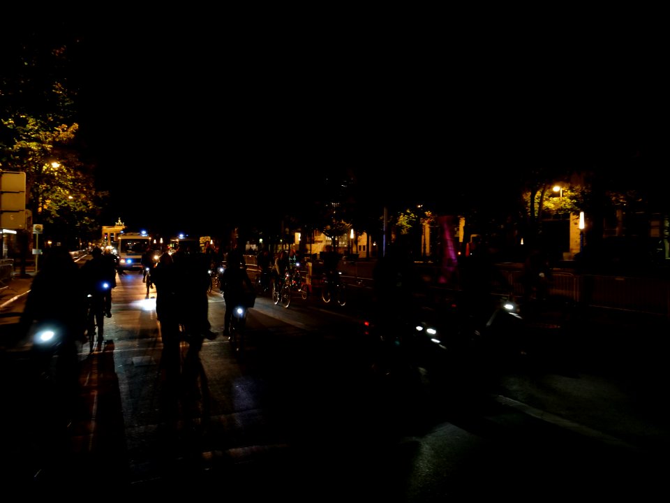 3rd_Global_Climate_Strike_Berlin_Critical_Mass_at_evening_07