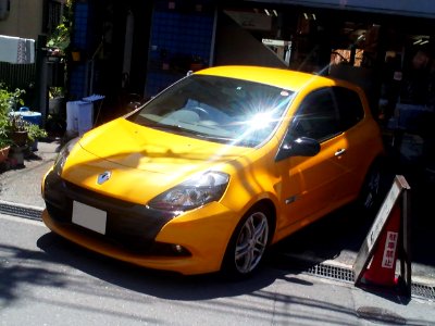 3rd_generation_Renault_Lutécia_RS_front
