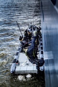 4_alh-04-port-defender-foto-4